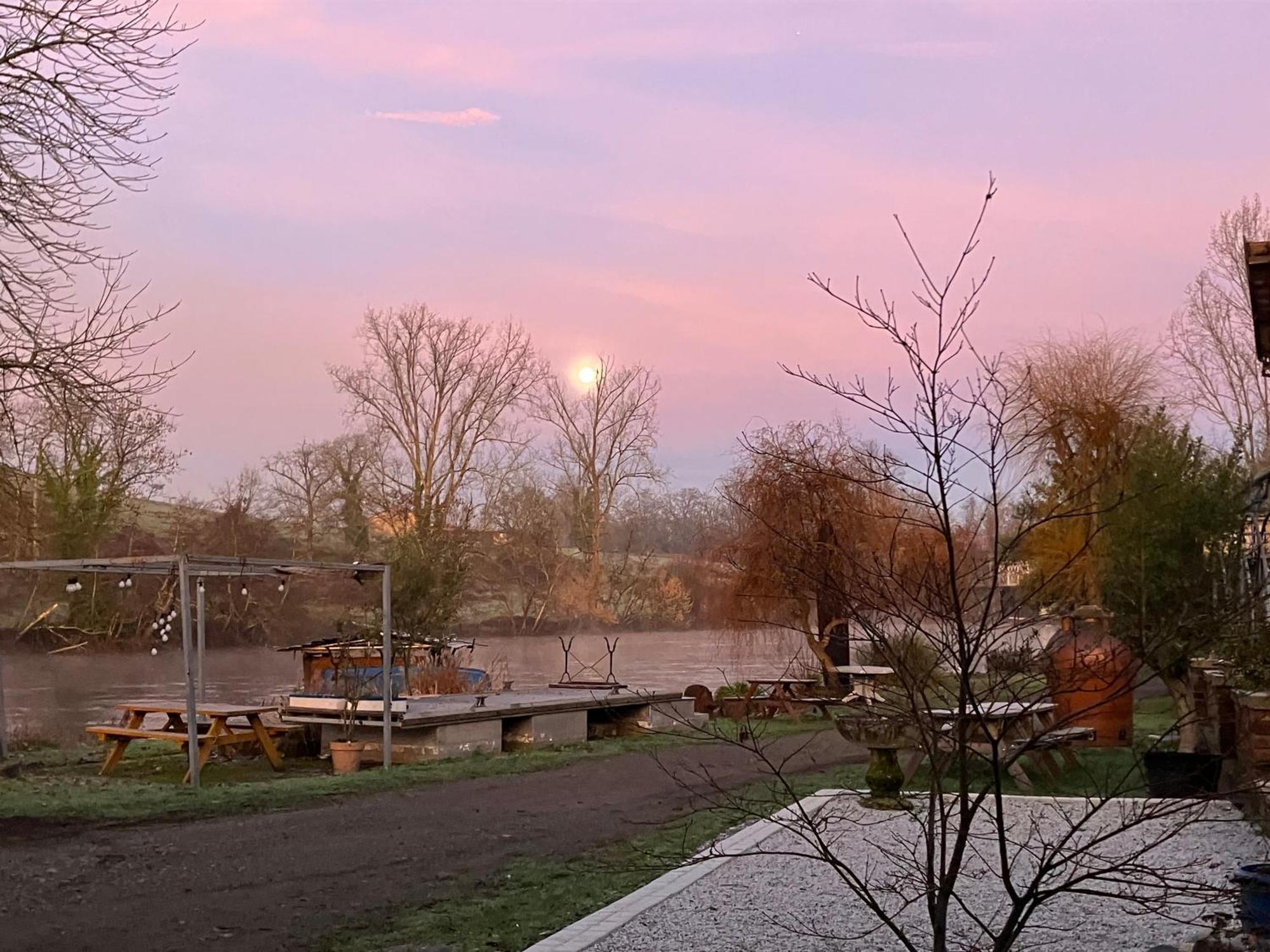 Moon River Chambre D'Hote 圣瑞尼安 外观 照片